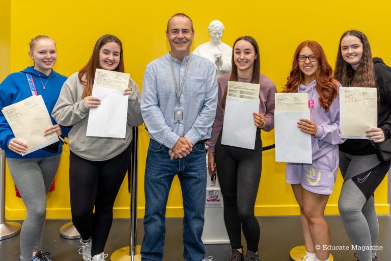 2022 students celebrate A-level, BTEC and T-level results - Educate ...